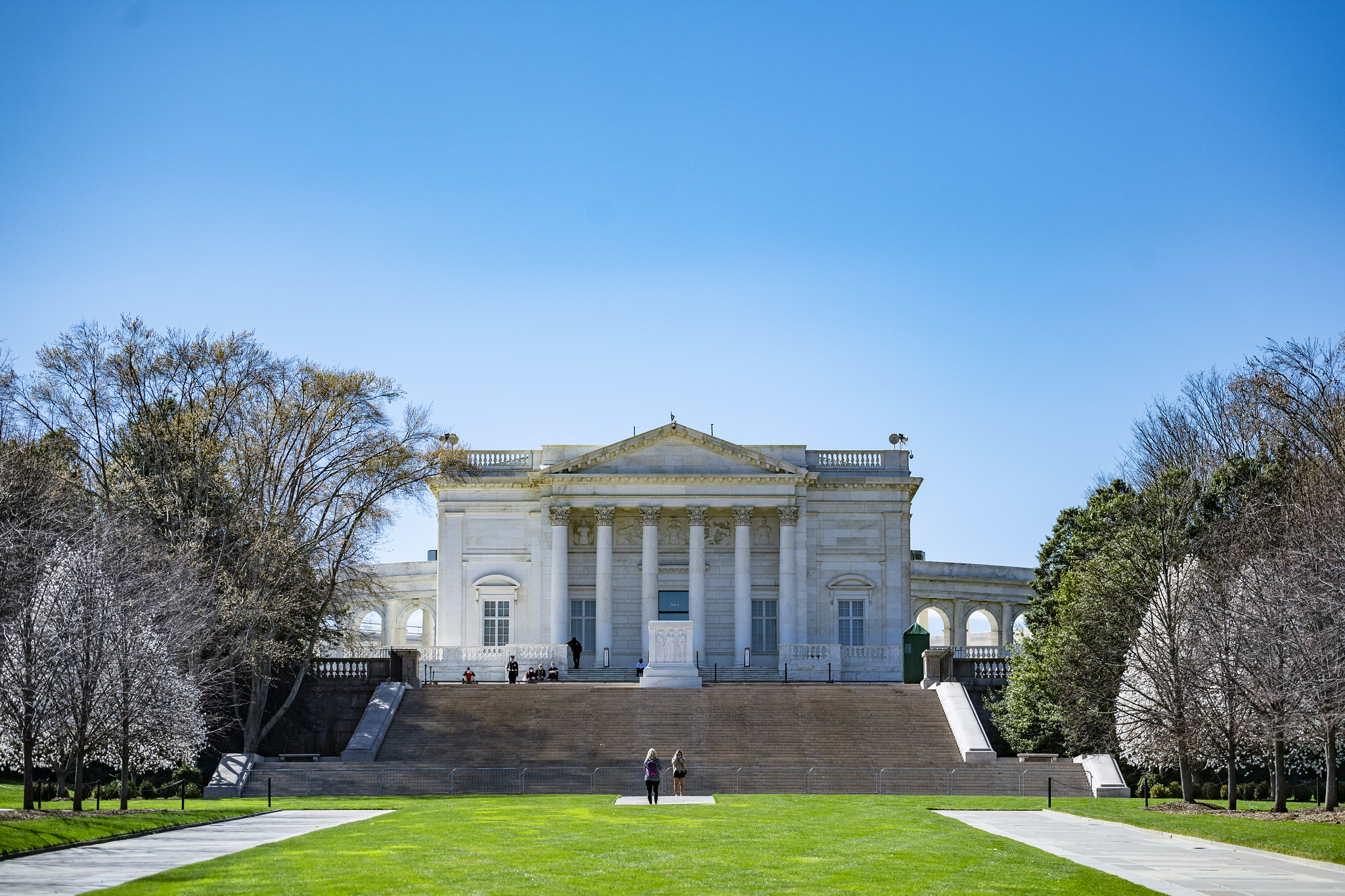 memorial-amphitheater-spring-2021